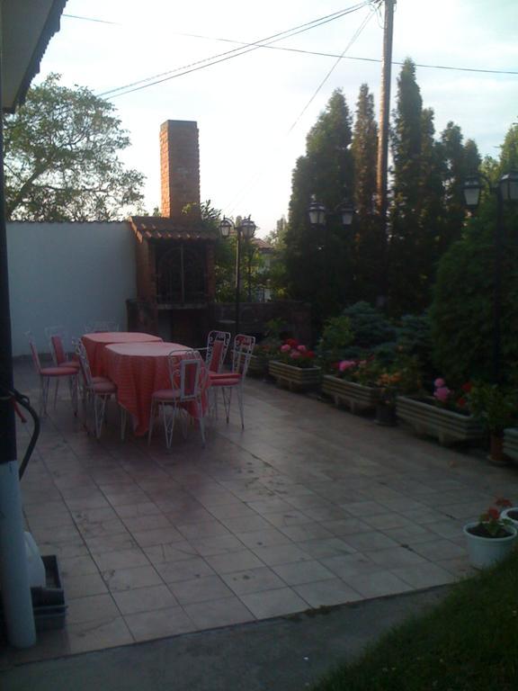 Ilona Panzió Balatonlelle Exterior foto